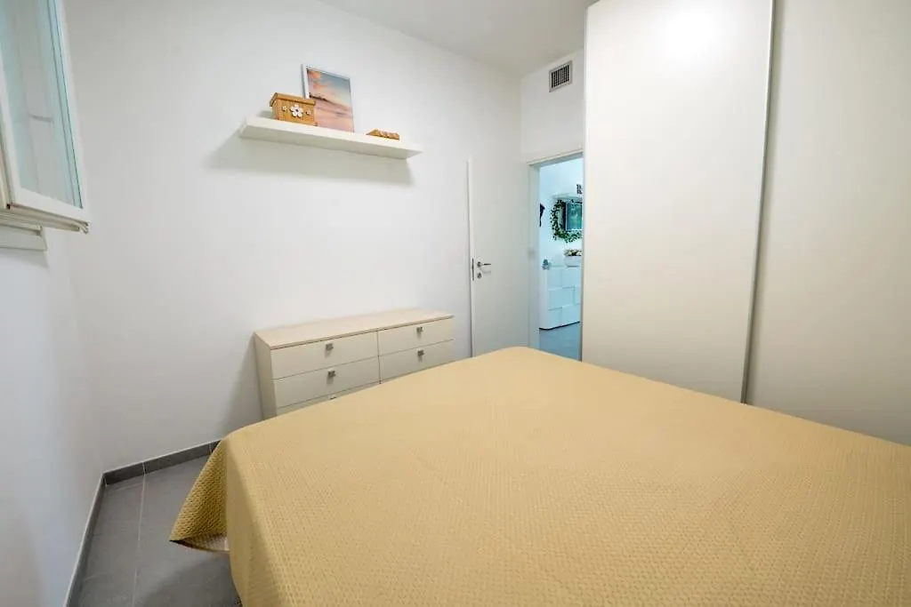 Halaveli Home Llido Degli Estensi